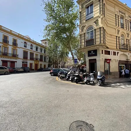 Atico Con Terraza Totalmente Privada En Pleno Centro Historico De Appartement
