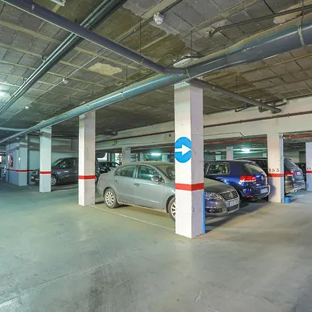 Piso Triana, 아파트 *