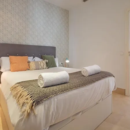 Apartment Alianza Giralda Sky View By Valcambre Seville