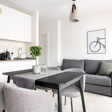 מלון דירות Limehome Calle Torcuato Luca De Tena - Digital Access 3*