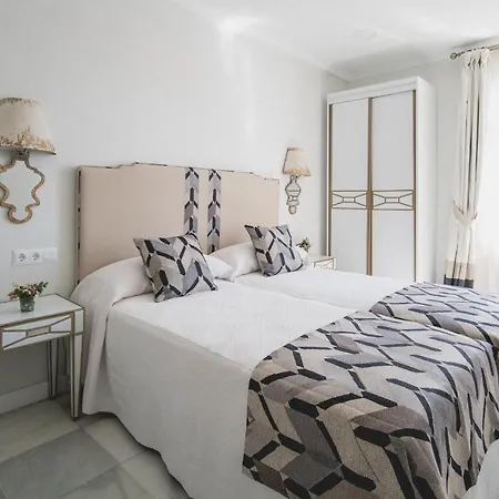 Abreu Apartment Seville