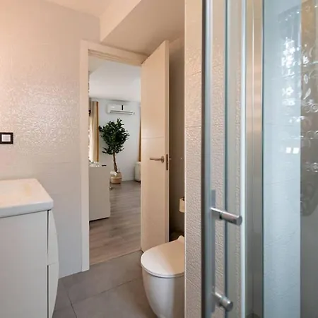 Triana Maestro Deluxe By Valcambre Apartment *