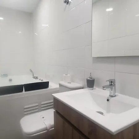 Torneo & Alameda Con Banera Jacuzzi Hidromasaje * Siviglia