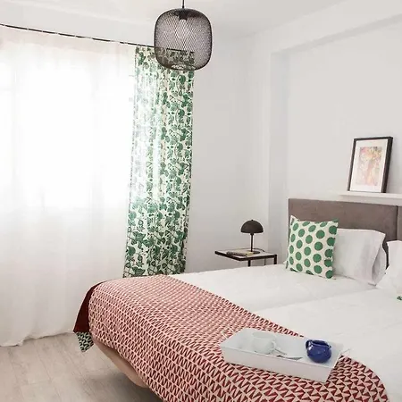 Apartment Isg Alhondiga Piso Nuevo Piscina Casco Antiguo8p