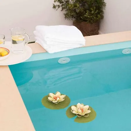 Isg Alhondiga Piso Nuevo Piscina Casco Antiguo8p Apartment Seville