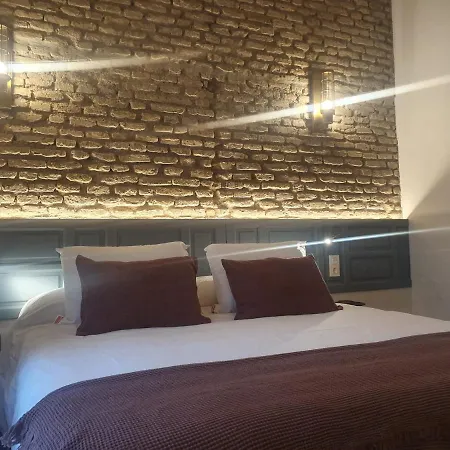 Estudios Y ático Vistas De Triana * Siviglia