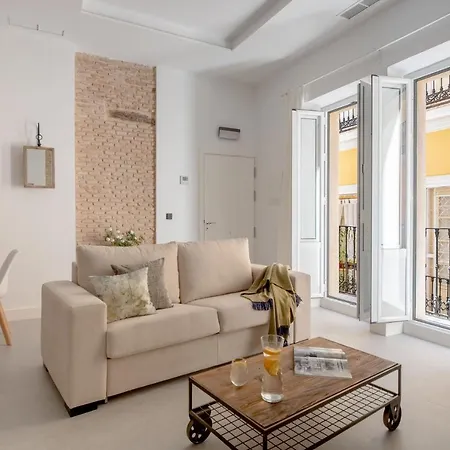 Hommyhome Conteros Cathedral Apartment *