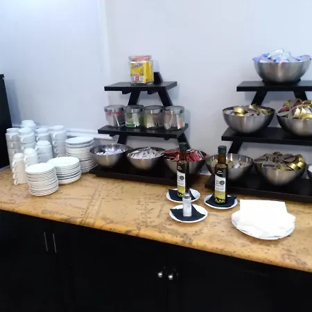 Aacr蒙蒂奥里维斯酒店 酒店