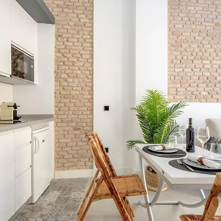 Hommyhome Conteros Cathedral Apartment