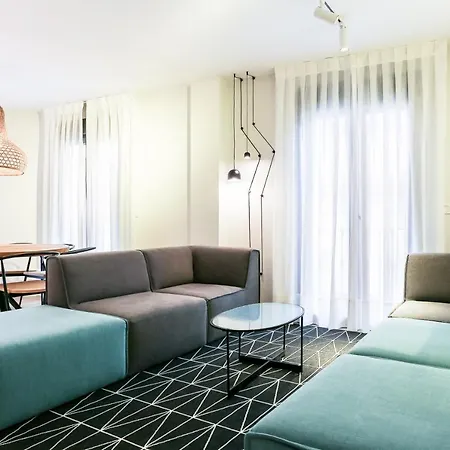 Eleven Real De La Carreteria, By Homing U Apartment