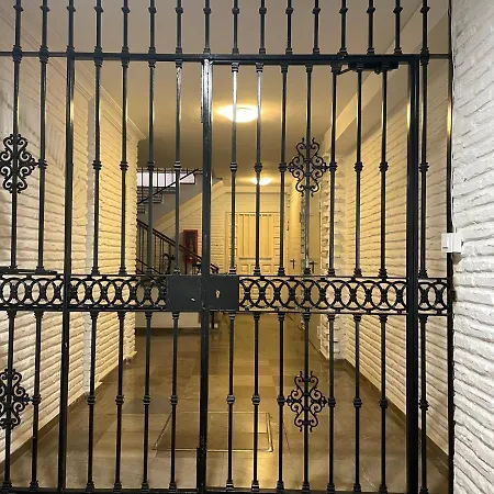 Selva La Bella. En El Corazón De Triana Apartamento *