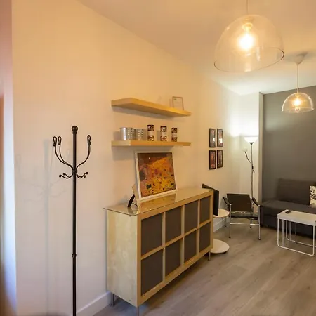 Apartamento José Gestoso Urban