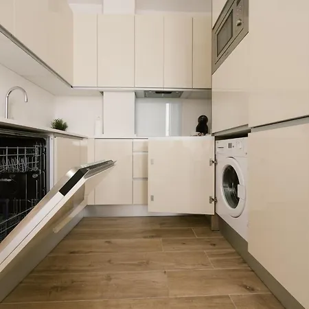 Appartement T1, Tirso De Molina, Luminoso Y Tranquilo