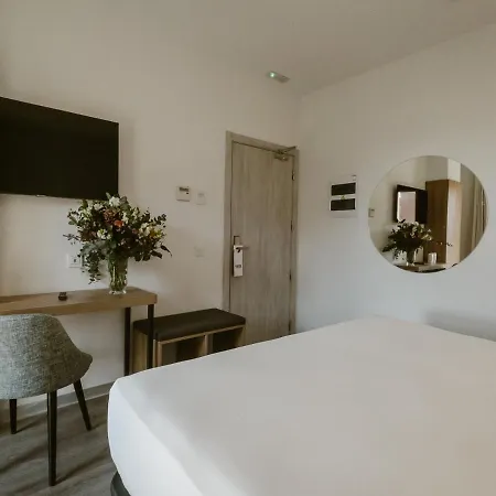 Petit Palace Vargas 호텔 2*