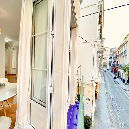Superb In Downtown Of ,parking Optional, !! Séville