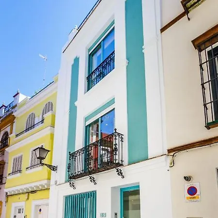 Espectacular Casa De 6 Dormitorios, 7 Banos Y 2 Terrazas * Seville