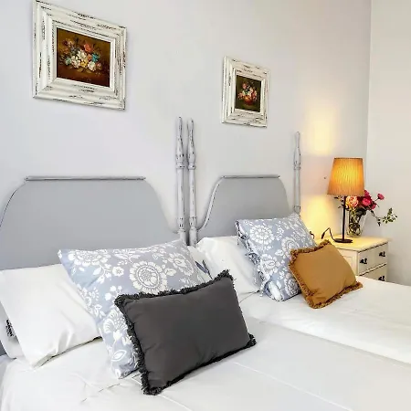 Apartamento Misterhost Santa Cruz Judería - Acogedor Y Tranquilo - Casco Histórico Sevilla