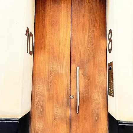 Catedral Square Apartment Seville