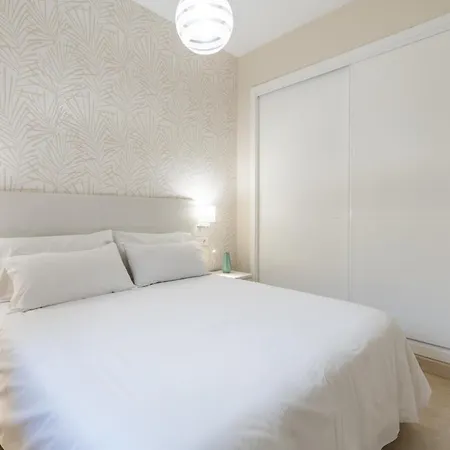 Apartment Lumbreras Host