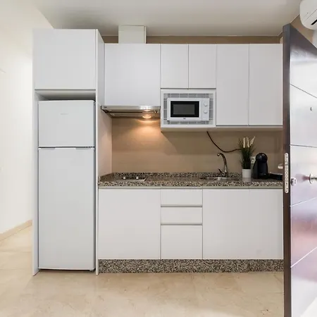 Apartment Lumbreras Host *