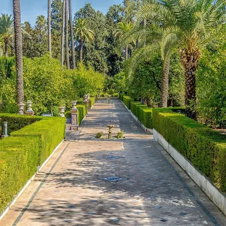 Apartment Plaza De Espana. Dreams Seville