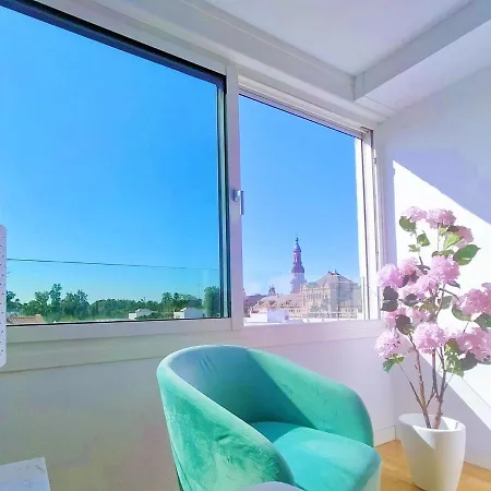 Plaza De Espana. Dreams Apartment *