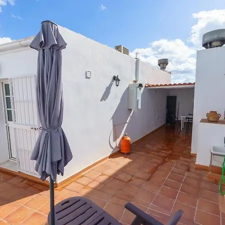 Rentalsevilla Luminoso Con Terraza A Orillas Del Río * Sevilha