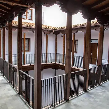 Palacio Del Siglo Xvii Frente A Jardines De Murillo Appartamento Siviglia