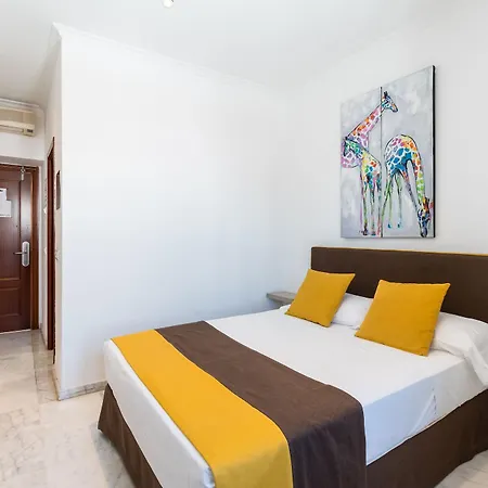Cool Hotel 2*