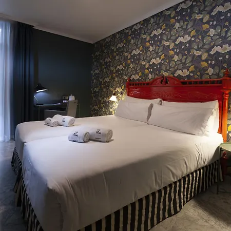 Petit Palace Puerta De Triana Hotel Siviglia