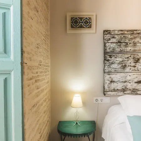 Hotel Boutique Casa De Colon 3*