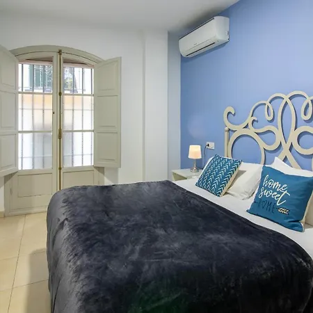 Apartment Reservaloen Plaza Del Salvador *