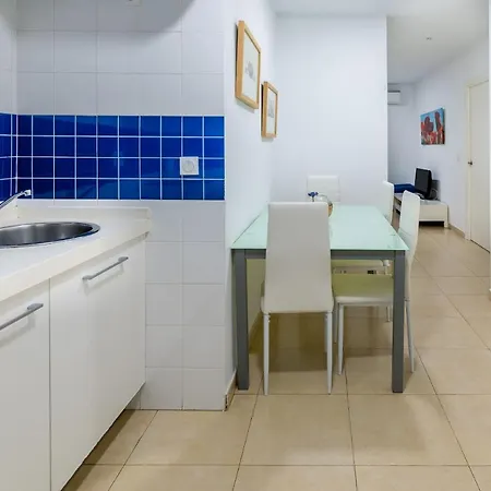 Reservaloen Plaza Del Salvador Apartment