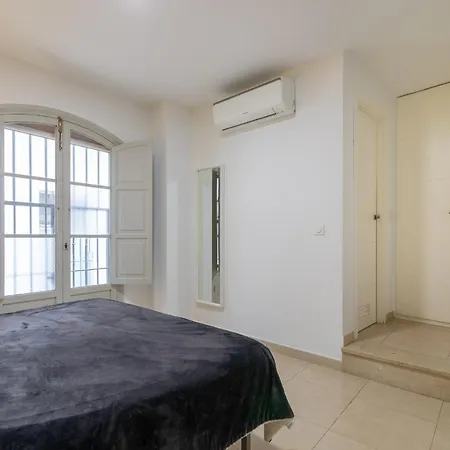 Apartment Reservaloen Plaza Del Salvador