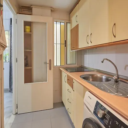 Two Bedrooms Leonor Davalos Apartament Sewilla