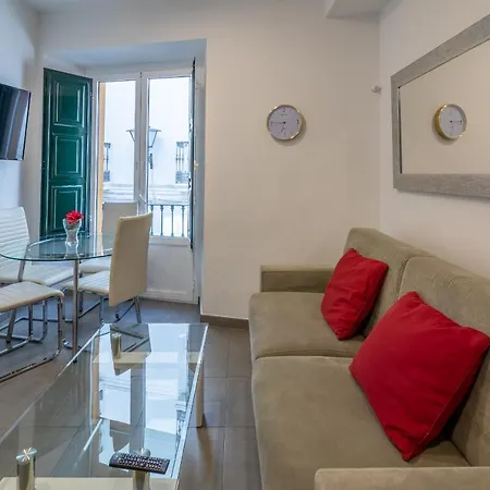 Reservaloen Terrazas De La Catedral Apartment Seville
