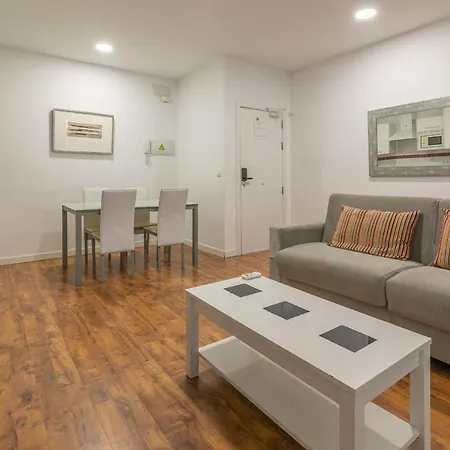 Reservaloen Terrazas De La Catedral Apartment