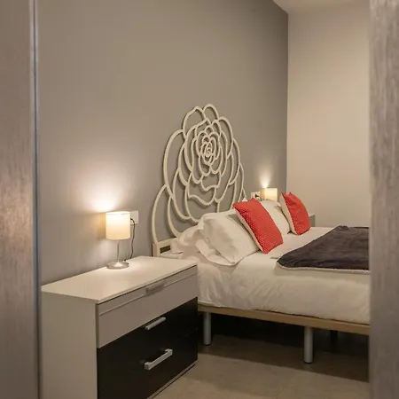 Apartment Reservaloen Terrazas De La Catedral Seville