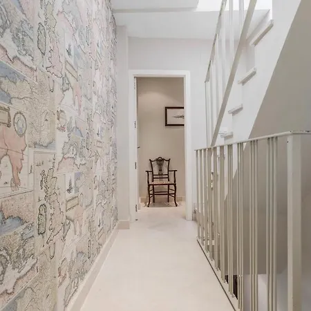 Fam Sevillian Townhouse * Seville