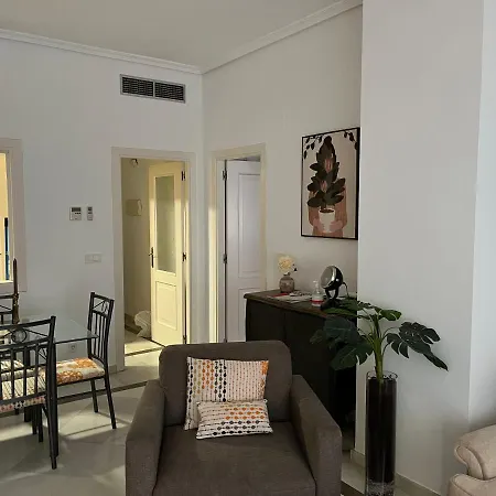 Very Apartament. Center. Private Parking Apartment Sevilla