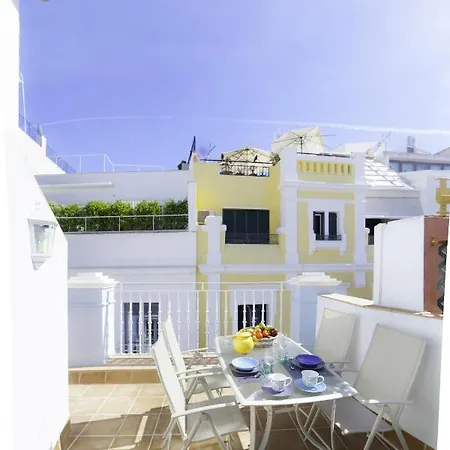 Apartment Green-apartments Mansion Blue Catedral