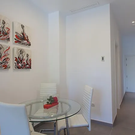 Reservaloen Terrazas De La Catedral Apartment Seville