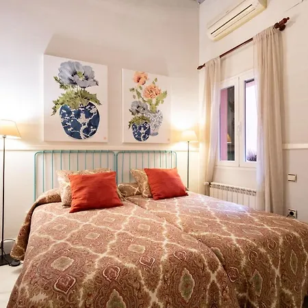 Museum Duplex And Patios, Historical Center, 8 Pax Villa *