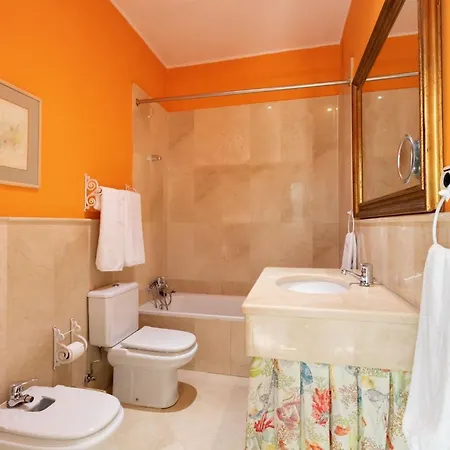Villa Museum Duplex And Patios, Historical Center, 8 Pax