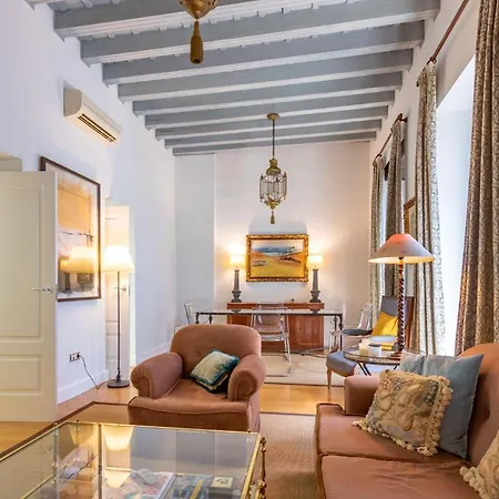 Museum Duplex And Patios, Historical Center, 8 Pax *