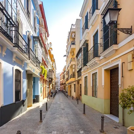 Museum Duplex And Patios, Historical Center, 8 Pax * Seville