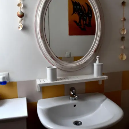 Apartamento ático Céntrico Plaza Moravia ,san Julian. *