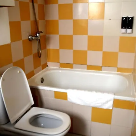 ático Céntrico Plaza Moravia ,san Julian. Apartamento *