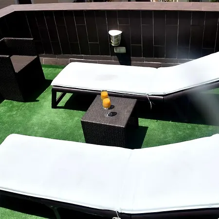 ático Céntrico Plaza Moravia ,san Julian. Apartamento Sevilla