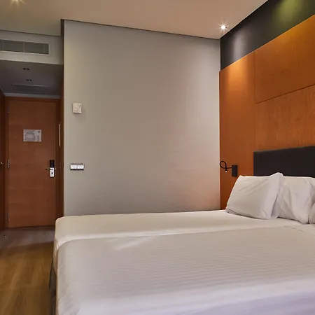 Silken Al-andalus Palace Hotell 4*
